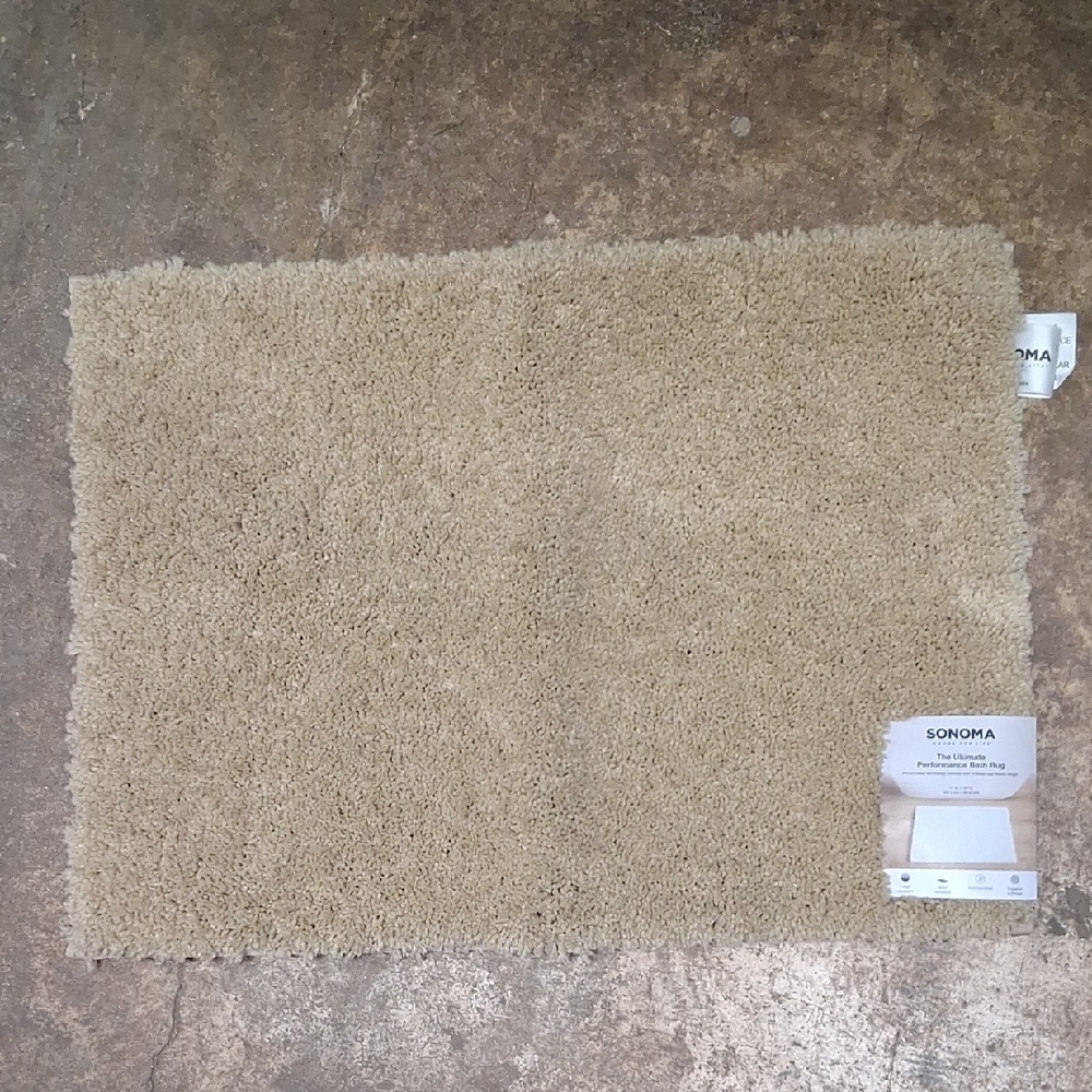 NWT Sonoma Ultimate Performance Beige Bath Mat